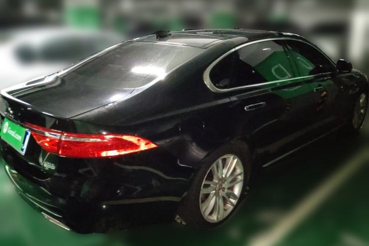 Used Jaguar XFL 2020 XFL 2.0T P250 Four-Wheel Drive Luxury Edition Rear Right 45 Deg