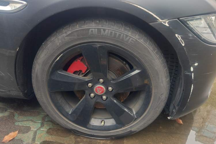Used Jaguar XFL 2020 XFL 2.0T P200 Two-Wheel-Drive Elite Edition Right Front Wheel Hub