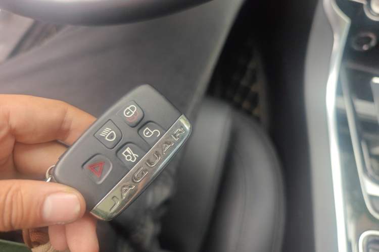 Used Jaguar XFL 2020 XFL 2.0T P200 Two-Wheel-Drive Elite Edition Vehicle Key