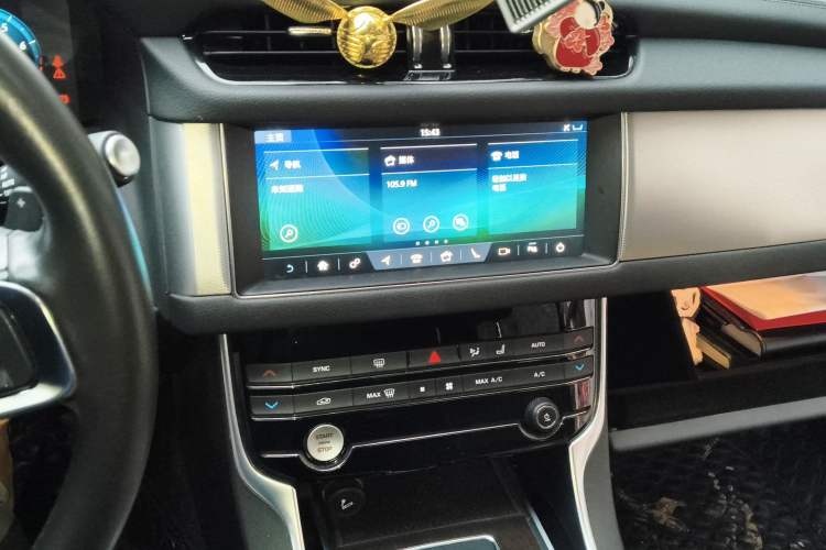 Used Jaguar XFL 2020 XFL 2.0T P200 Two-Wheel-Drive Elite Edition Audio And AC Panel