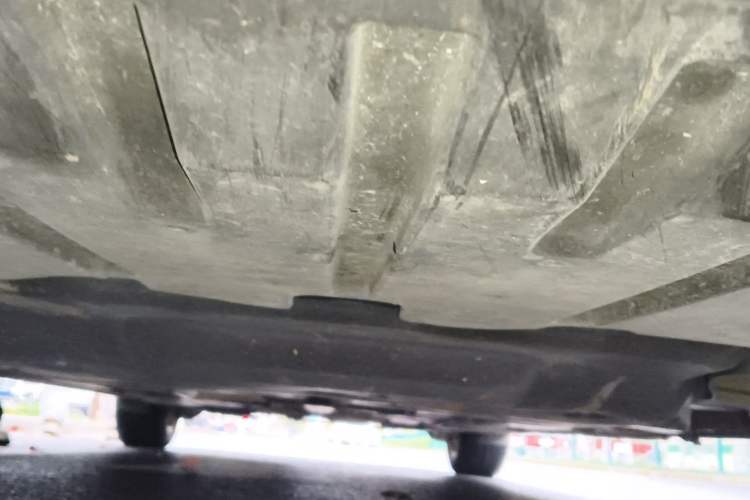Used Jaguar XFL 2020 XFL 2.0T P200 Two-Wheel-Drive Elite Edition Chassis Front