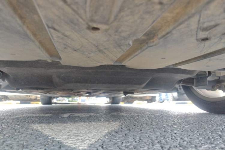 Used Jaguar XFL 2020 XFL 2.0T P200 Two-Wheel-Drive Elite Edition Chassis Front