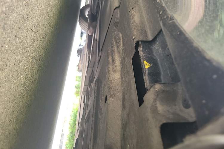 Used Jaguar XFL 2020 XFL 2.0T P200 Two-Wheel-Drive Windflower Edition Chassis Rear Left