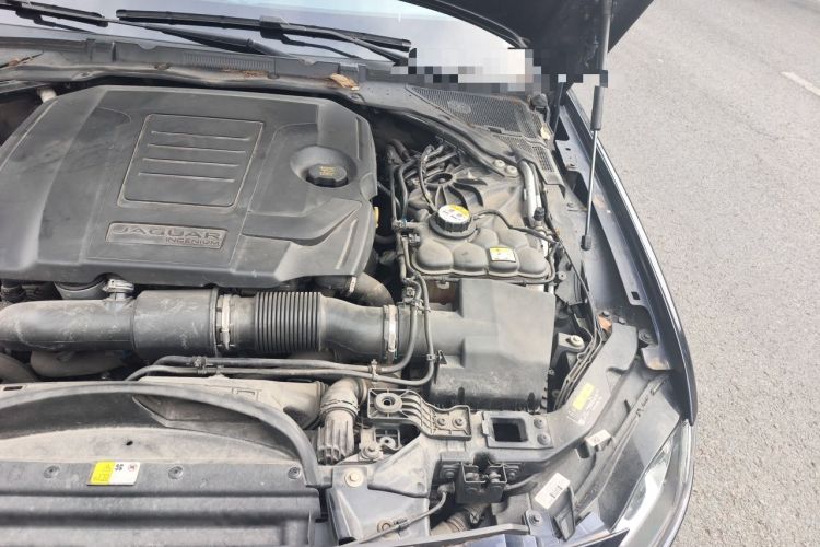 Used Jaguar XFL 2020 XFL 2.0T P200 Two-Wheel-Drive Elite Edition Engine Bay Left