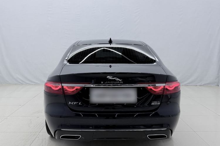 Used Jaguar XFL 2020 XFL 2.0T P250 Four-Wheel Drive Luxury Edition Exterior 4