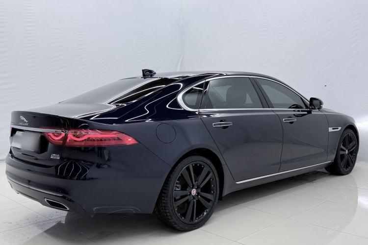 Used Jaguar XFL 2020 XFL 2.0T P250 Four-Wheel Drive Luxury Edition Exterior 5
