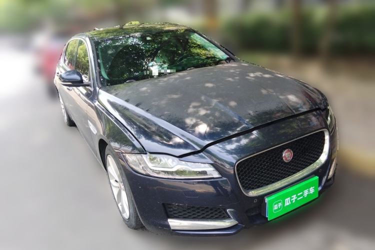 Used Jaguar XFL 2020 XFL 2.0T P250 Two-Wheel-Drive Luxury Edition Front Right 45 Deg