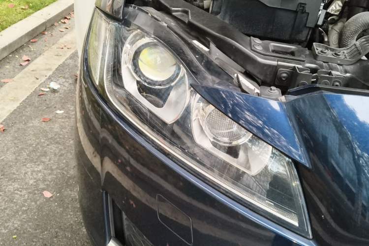 Used Jaguar XFL 2020 XFL 2.0T P200 Two-Wheel-Drive Elite Edition Right Front Headlight