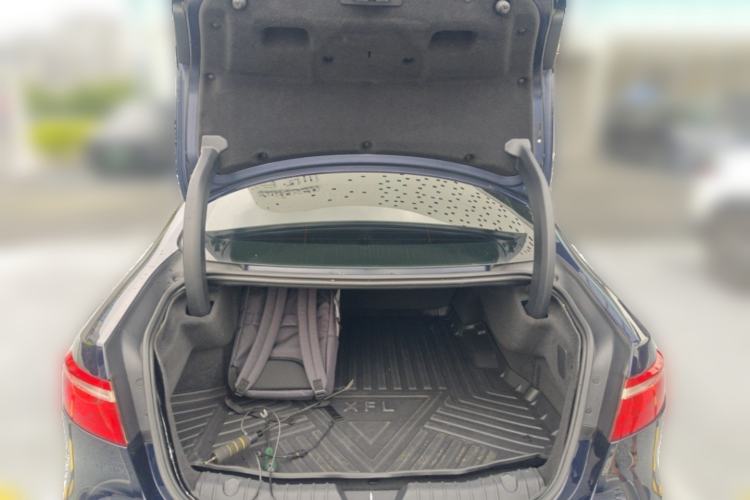 Used Jaguar XFL 2020 XFL 2.0T P200 Two-Wheel-Drive Elite Edition Trunk