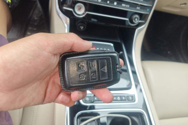 Used Jaguar XFL 2020 XFL 2.0T P200 Two-Wheel-Drive Elite Edition Vehicle Key