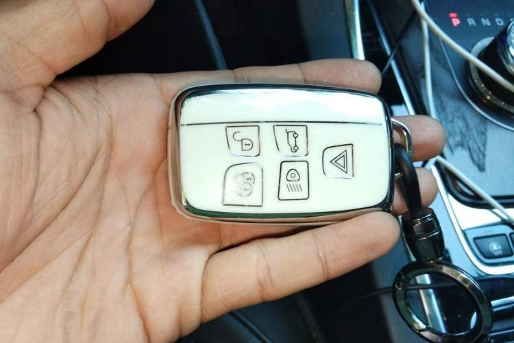 Used Jaguar XFL 2020 XFL 2.0T P250 Two-Wheel-Drive Luxury Edition Vehicle Key