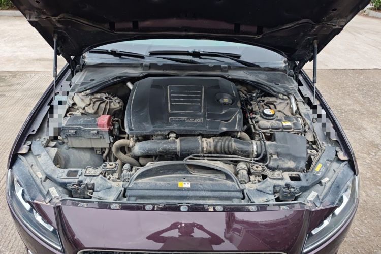 Used Jaguar XFL 2020 XFL 2.0T P200 Two-Wheel-Drive Elite Edition Engine Bay