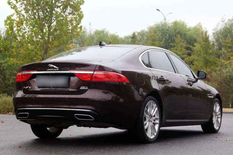 Used Jaguar XFL 2020 XFL 2.0T P250 Four-Wheel Drive Luxury Edition Exterior 2
