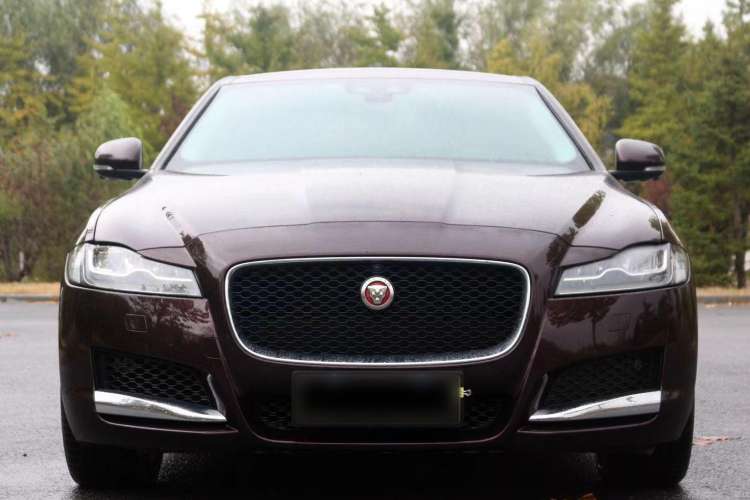 Used Jaguar XFL 2020 XFL 2.0T P250 Four-Wheel Drive Luxury Edition Exterior 4
