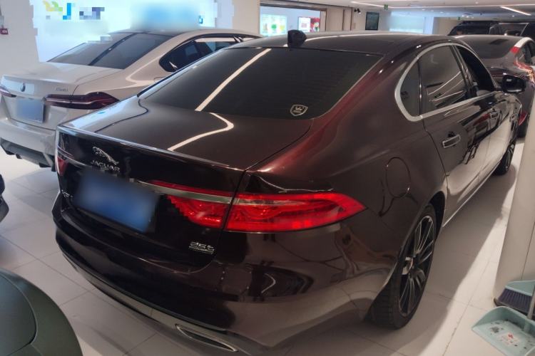 Used Jaguar XFL 2020 XFL 2.0T P250 Four-Wheel Drive Luxury Edition Exterior 5