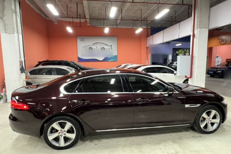 Used Jaguar XFL 2020 XFL 2.0T P200 Two-Wheel-Drive Elite Edition Exterior 5