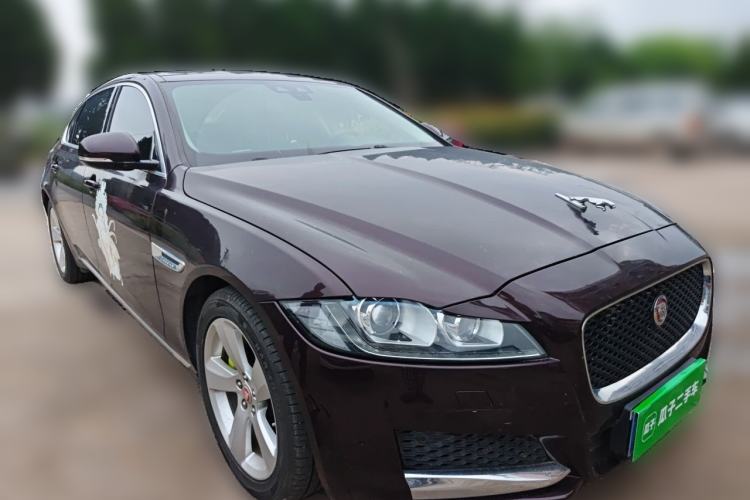 Used Jaguar XFL 2020 XFL 2.0T P200 Two-Wheel-Drive Elite Edition Front Right 45 Deg