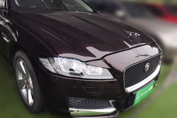 Used Jaguar XFL 2020 XFL 2.0T P200 Two-Wheel-Drive Elite Edition Front Right 45 Deg