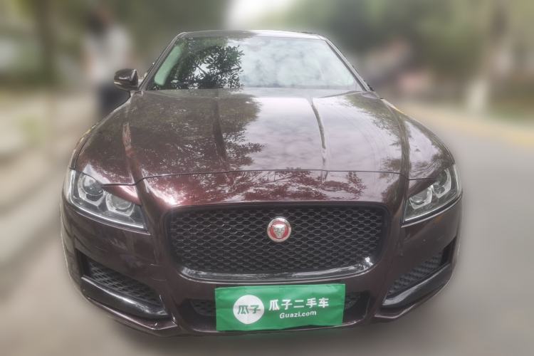 Used Jaguar XFL 2020 XFL 2.0T P200 Two-Wheel-Drive Rally Flag Edition Front