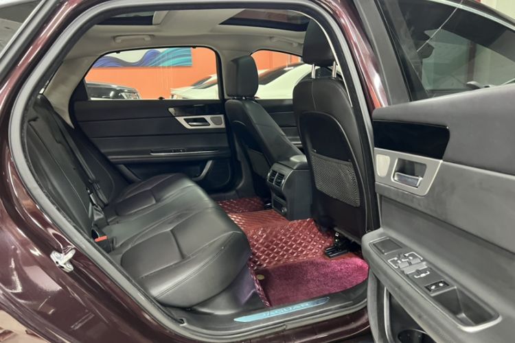 Used Jaguar XFL 2020 XFL 2.0T P200 Two-Wheel-Drive Elite Edition Interior 10