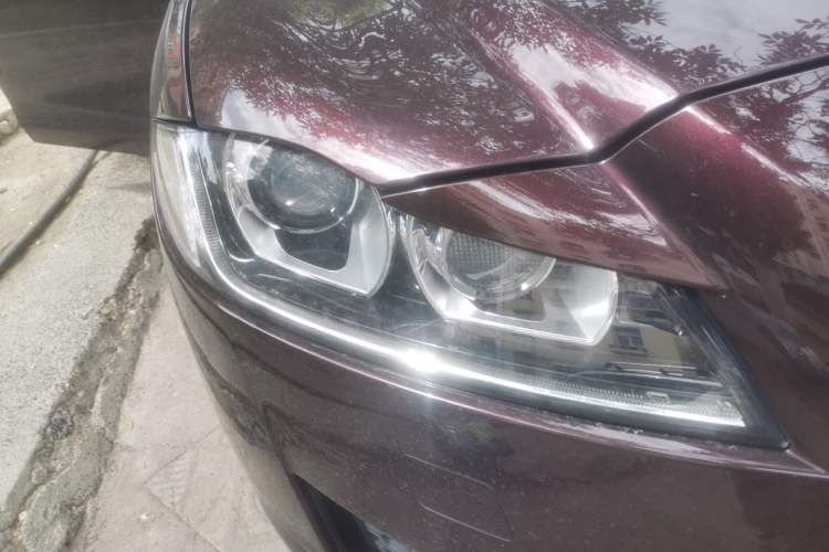 Used Jaguar XFL 2020 XFL 2.0T P200 Two-Wheel-Drive Rally Flag Edition Right Front Headlight