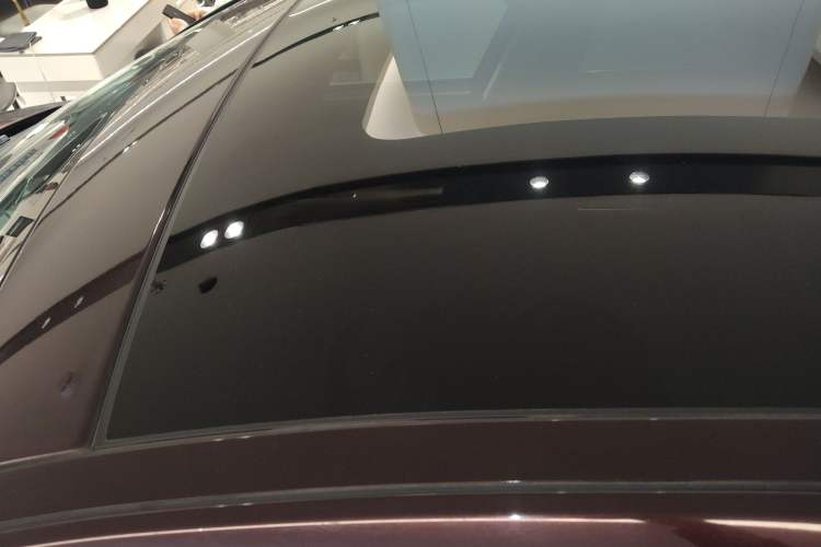 Used Jaguar XFL 2020 XFL 2.0T P250 Four-Wheel Drive Luxury Edition Roof