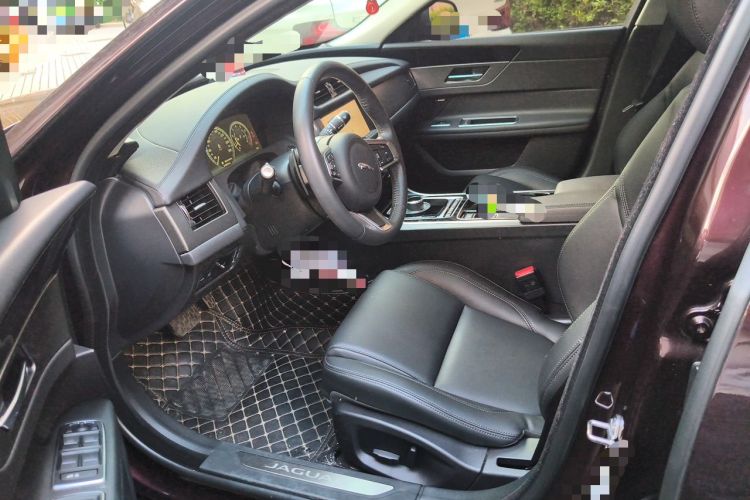 Used Jaguar XFL 2020 XFL 2.0T P200 Two-Wheel-Drive Rally Flag Edition Left Front Seat