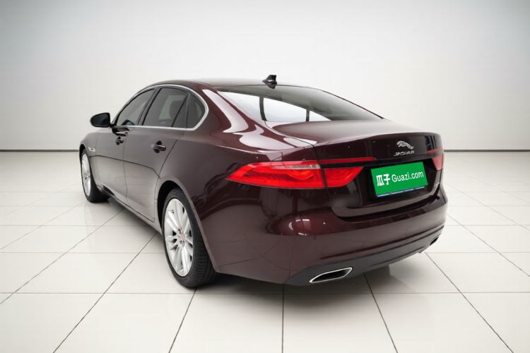 Used Jaguar XFL 2020 XFL 2.0T P200 Two-Wheel-Drive Rally Flag Edition Rear Left 45 Deg