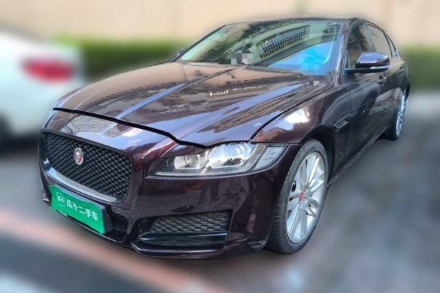 Jaguar XFL 2020 XFL 2.0T P200 Two-Wheel-Drive Rally Flag Edition de segunda mano