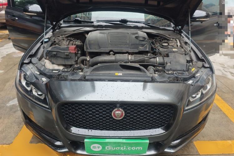 Used Jaguar XFL 2020 XFL 2.0T P200 Two-Wheel-Drive Elite Edition Engine Bay