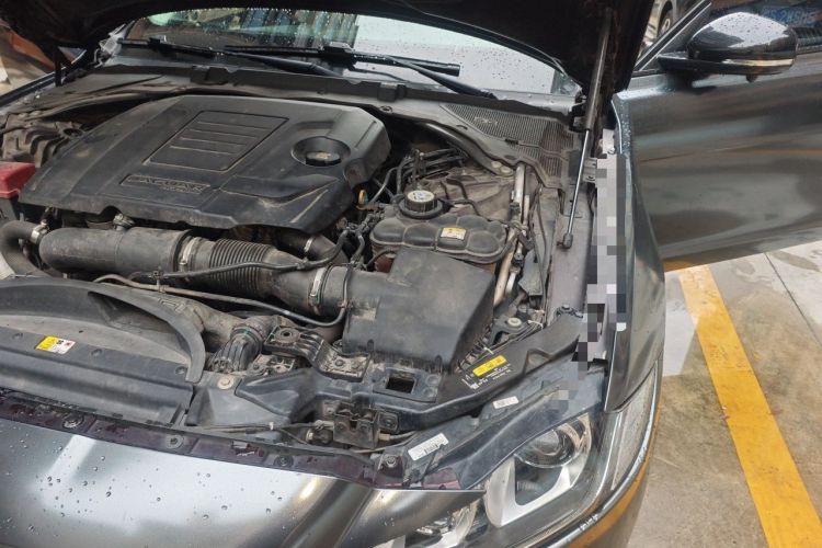 Used Jaguar XFL 2020 XFL 2.0T P200 Two-Wheel-Drive Elite Edition Engine Bay Left
