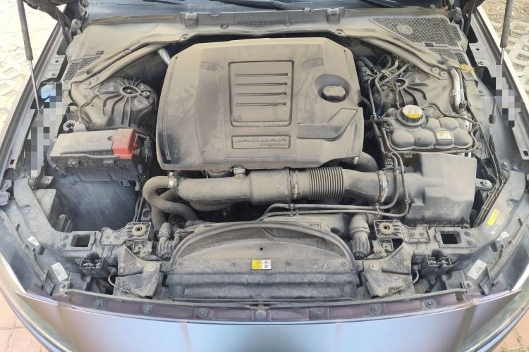 Used Jaguar XFL 2020 XFL 2.0T P200 Two-Wheel-Drive Elite Edition Engine Bay