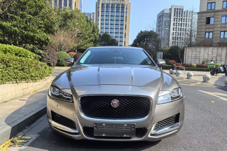 Used Jaguar XFL 2020 XFL 2.0T P250 Two-Wheel-Drive Luxury Edition Exterior 1