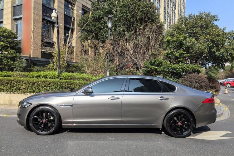Used Jaguar XFL 2020 XFL 2.0T P250 Two-Wheel-Drive Luxury Edition Exterior 2