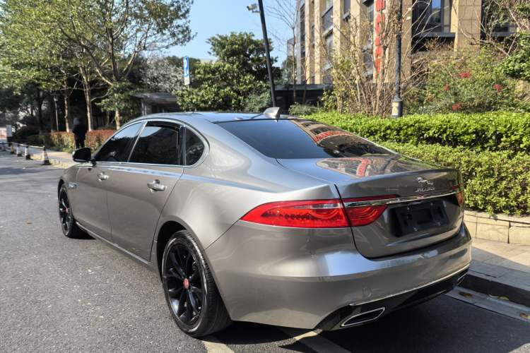 Used Jaguar XFL 2020 XFL 2.0T P250 Two-Wheel-Drive Luxury Edition Exterior 3