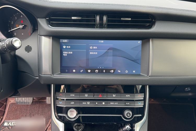 Used Jaguar XFL 2020 XFL 2.0T P200 Two-Wheel-Drive Windflower Edition Audio And AC Panel