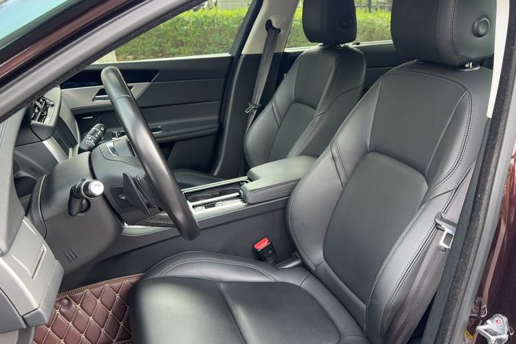 Used Jaguar XFL 2020 XFL 2.0T P200 Two-Wheel-Drive Windflower Edition Left Front Seat