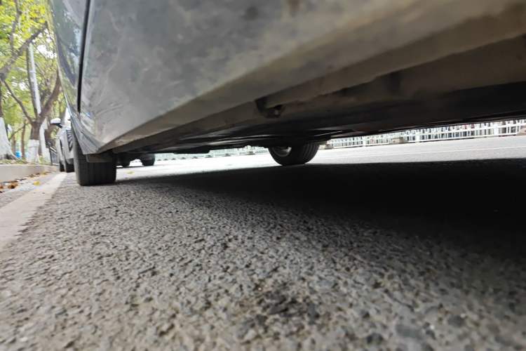 Used Jaguar XFL 2020 XFL 2.0T P200 Two-Wheel-Drive Elite Edition Chassis Front Right