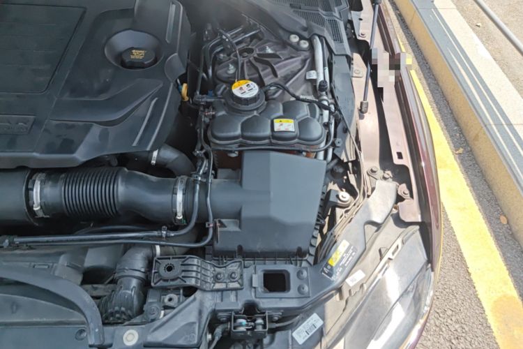 Used Jaguar XFL 2020 XFL 2.0T P200 Two-Wheel-Drive Elite Edition Engine Bay Left