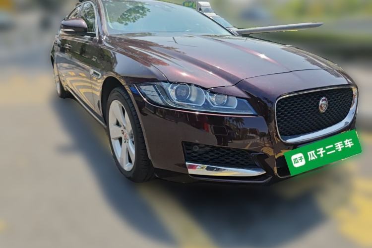 Used Jaguar XFL 2020 XFL 2.0T P200 Two-Wheel-Drive Elite Edition Front Right 45 Deg