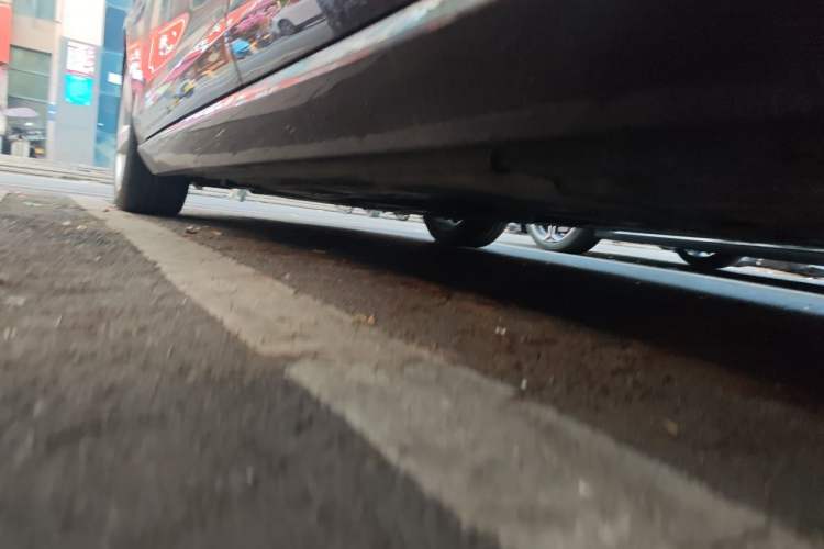 Used Jaguar XFL 2020 XFL 2.0T P200 Two-Wheel-Drive Elite Edition Chassis Rear Left