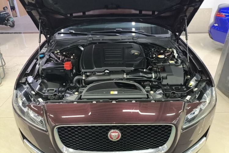 Used Jaguar XFL 2020 XFL 2.0T P200 Two-Wheel-Drive Windflower Edition Engine Bay