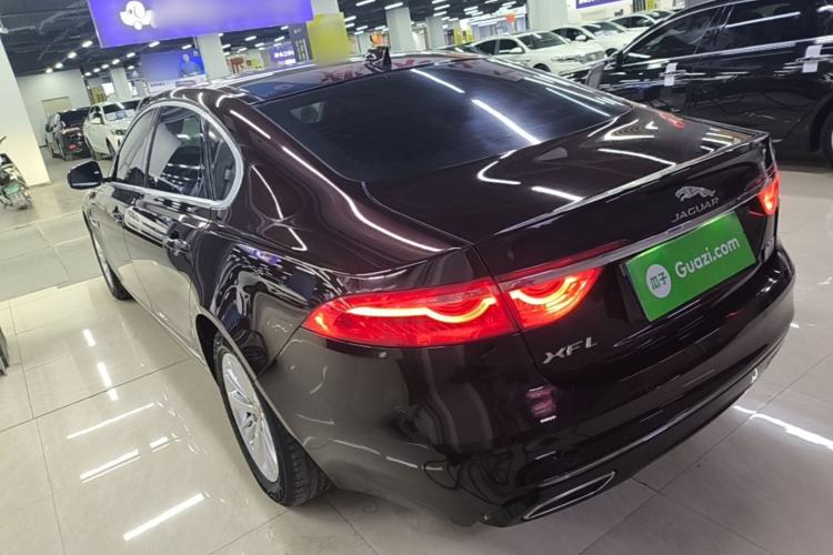 Used Jaguar XFL 2020 XFL 2.0T P200 Two-Wheel-Drive Windflower Edition Exterior 2