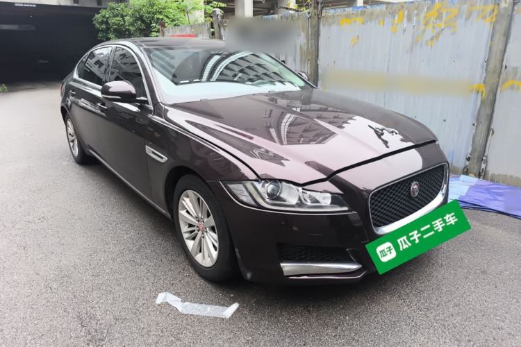 Used Jaguar XFL 2020 XFL 2.0T P200 Two-Wheel-Drive Windflower Edition Front Right 45 Deg