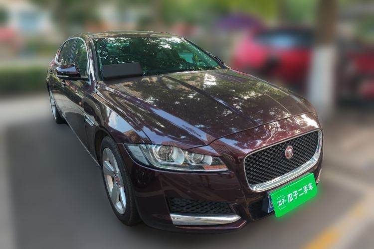 Used Jaguar XFL 2020 XFL 2.0T P200 Two-Wheel-Drive Elite Edition Front Right 45 Deg