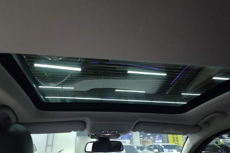 Used Jaguar XFL 2020 XFL 2.0T P200 Two-Wheel-Drive Windflower Edition Headliner