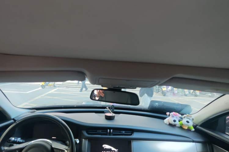 Used Jaguar XFL 2020 XFL 2.0T P200 Two-Wheel-Drive Elite Edition Headliner