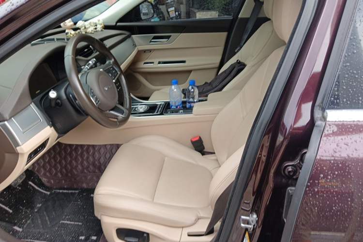 Used Jaguar XFL 2020 XFL 2.0T P200 Two-Wheel-Drive Elite Edition Left Front Seat