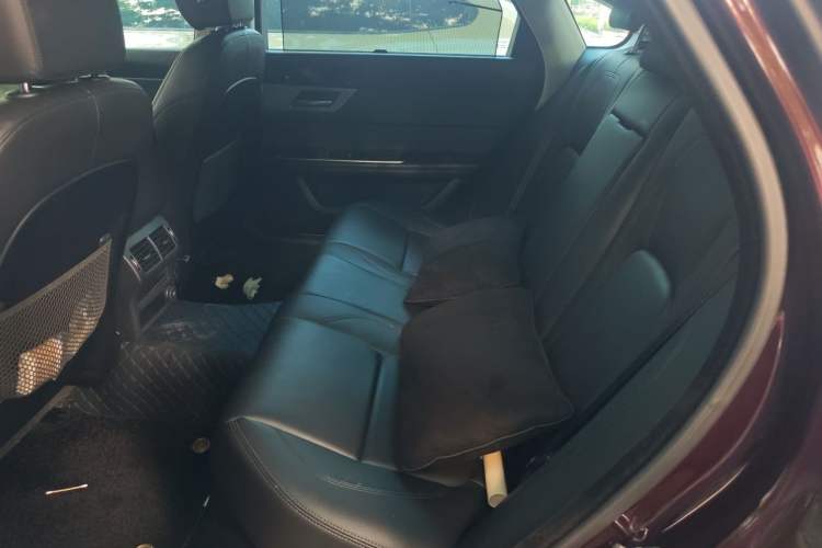 Used Jaguar XFL 2020 XFL 2.0T P200 Two-Wheel-Drive Elite Edition Left Rear Seat