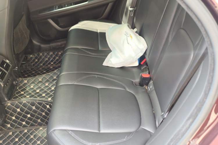 Used Jaguar XFL 2020 XFL 2.0T P200 Two-Wheel-Drive Elite Edition Left Rear Seat